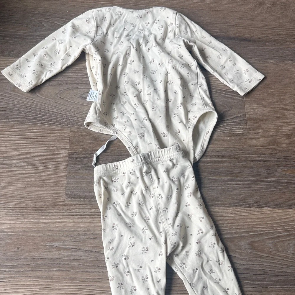 Baby stretch cotton kimono style wrap bodysuit with matching pants 6-9 months